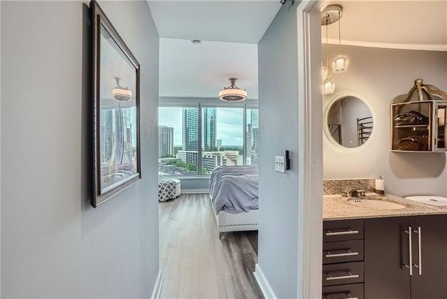 APT-1507 - 3338 Peachtree Rd Ne, Condo with 2 bedrooms, 2 bathrooms and 2 parking in Atlanta GA | Image 24