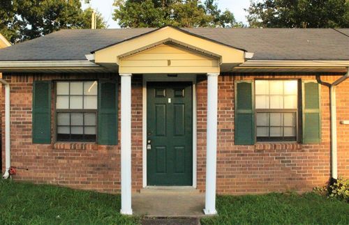 unit-5-1375 Thompsonville Ln, Oak Grove, KY, 42262-8202 | Card Image