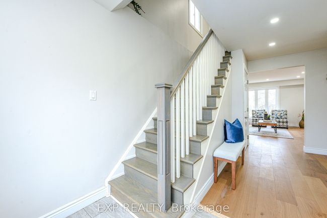 117 Harold St, House attached with 5 bedrooms, 3 bathrooms and 1 parking in Brampton ON | Image 6