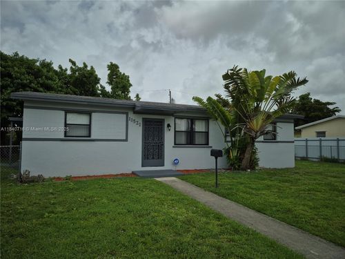 11521-11521 Sw 138th St, Miami, FL, 33176-6204 | Card Image