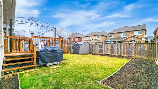 682 Fairglen Ave, House other with 5 bedrooms, 4 bathrooms and 2 parking in Oshawa ON | Image 48