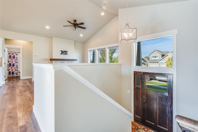 Entryway | Image 34