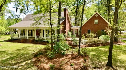 10 Charleston Ave, Clinton, MS, 39056-9738 | Card Image