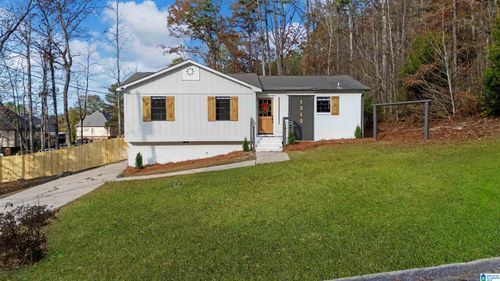 1315 Yellowleaf Cir, Alabaster, AL, 35114-6021 | Card Image