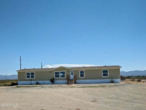 12163 Holman Road, Las Cruces, NM, 88012 | Card Image