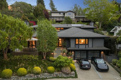 9 Coach Road, Mill Valley, CA, 94941 | Card Image