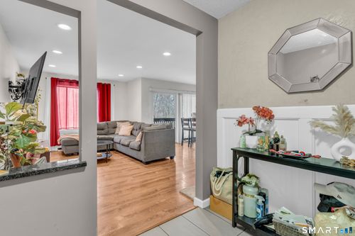 444-175 Mill Pond Rd, Hamden, CT, 06514-1735 | Card Image