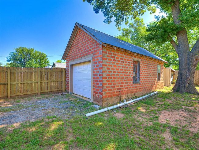 908 N Barta Ave, House other with 4 bedrooms, 2 bathrooms and null parking in Prague OK | Image 13