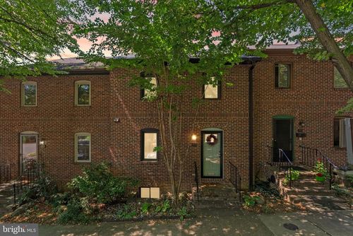 42 City Gate Ln, ANNAPOLIS, MD, 21401-2736 | Card Image