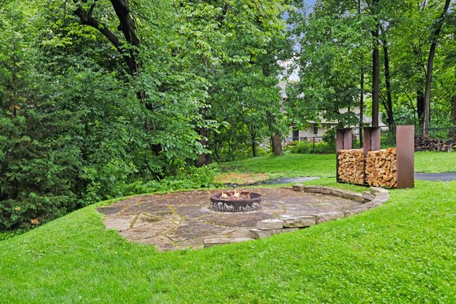 240 W Point Rd, House other with 4 bedrooms, 4 bathrooms and null parking in Excelsior MN | Image 36