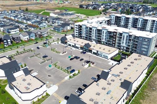 5343 Edgemont Blvd Nw, Edmonton, AB, T6M3C6 | Card Image