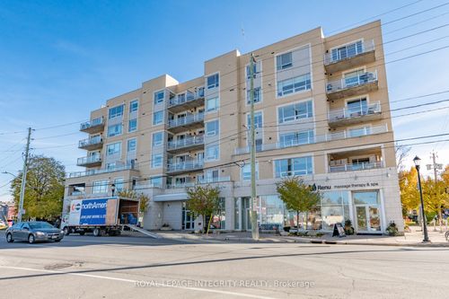 304-1422 Wellington St W, Ottawa, ON, K1Y0X7 | Card Image