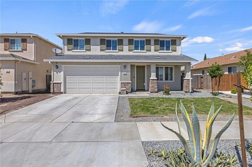 1974 W Concord Way, Hanford, CA, 93230-5703 | Card Image