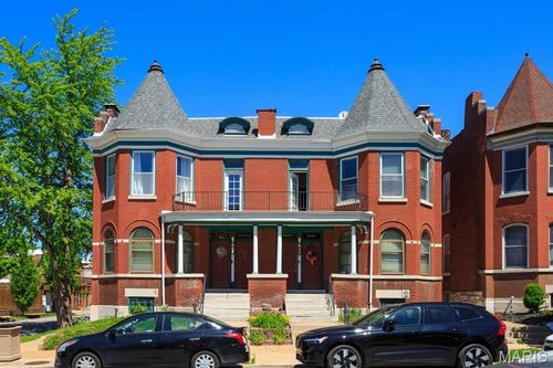 a-3971 Botanical Ave, Saint Louis, MO, 63110-4005 | Card Image