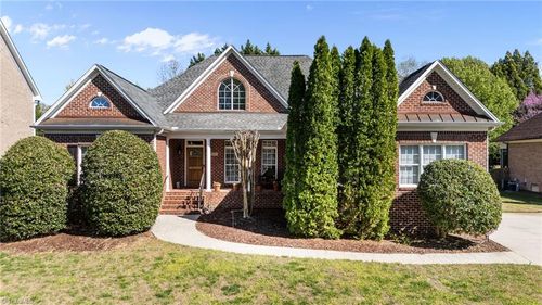 2403 N Beech Ln, Greensboro, NC, 27455-1275 | Card Image