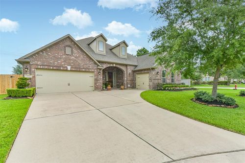 2103 Matagorda Ln, Friendswood, TX, 77546-7898 | Card Image