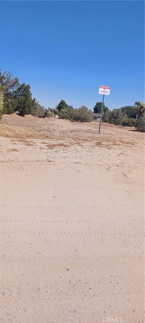 0 K10 Vac 47th Street West, Quartz Hill, CA, 93536 | Card Image
