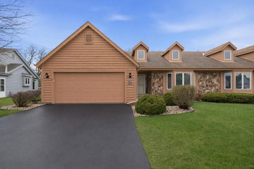 W180N9879 Riversbend Cir W, Germantown, WI, 53022-4658 | Card Image