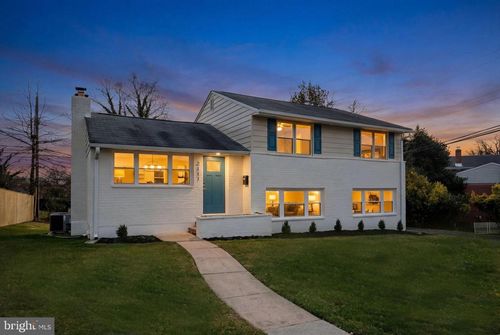 2111 Eastridge Rd, LUTHERVILLE TIMONIUM, MD, 21093-3433 | Card Image