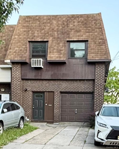 2nd-floor-256-20 Craft Ave, Rosedale, NY, 11422-2700 | Card Image