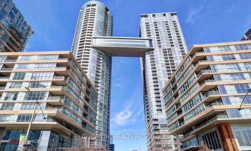 3610-21 Iceboat Terr, Toronto, ON, M5V4A9 | Card Image
