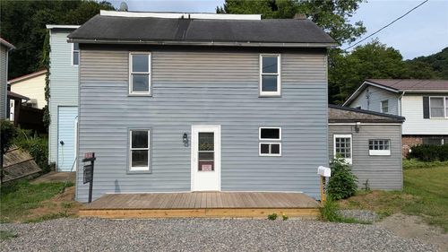 150 Penn St, Clymer, PA, 15728-1000 | Card Image