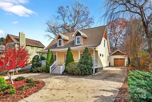 113 Craggy St, Black Mountain, NC, 28711-2722 | Card Image