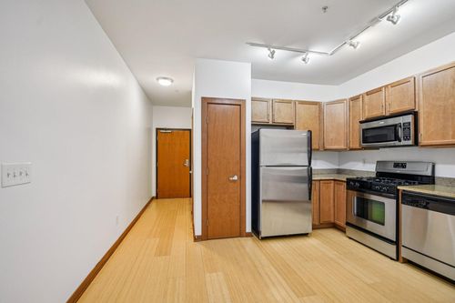 apt-224-15 E Franklin Ave, Minneapolis, MN, 55404-4477 | Card Image