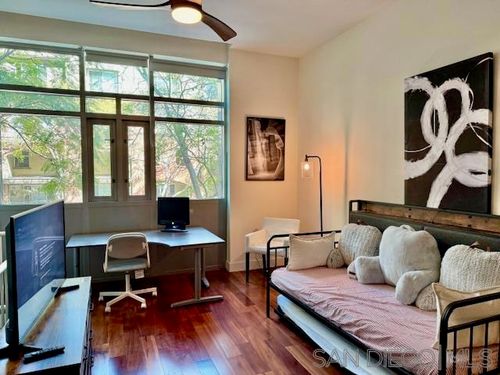 unit-101-801 Ash St, San Diego, CA, 92101-2899 | Card Image