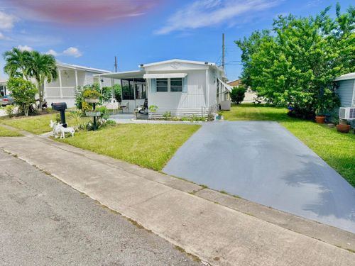 14624 Glenview Dr, Delray Beach, FL, 33445-3810 | Card Image