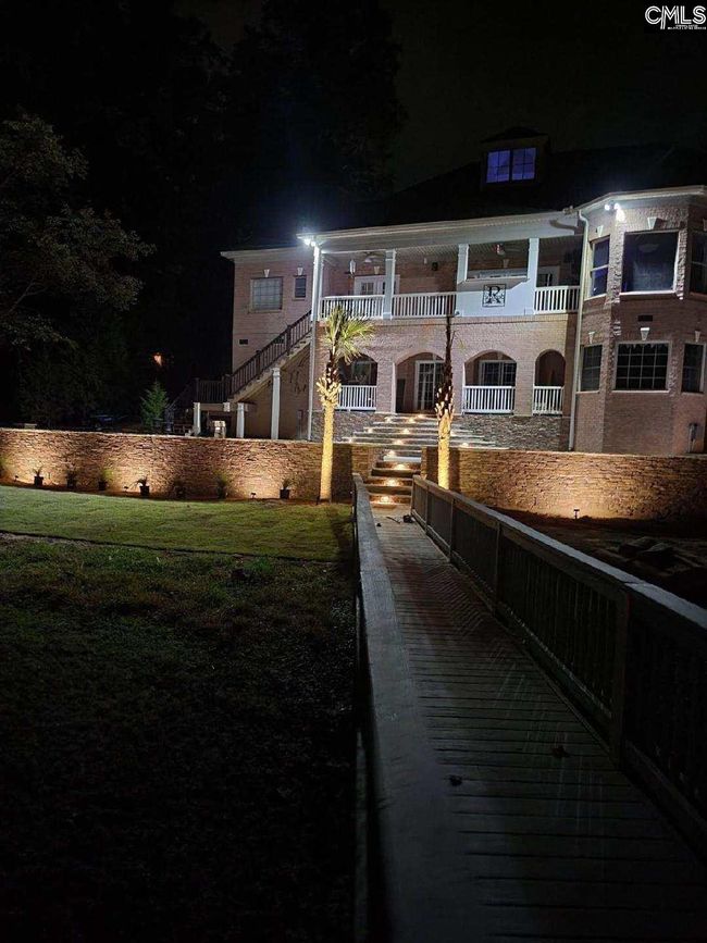 808 Island Point Ln, House other with 5 bedrooms, 5 bathrooms and null parking in Chapin SC | Image 52