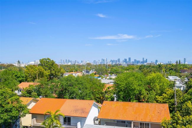APT-207 - 1627 Sw 37 Th Ave, Condo with 2 bedrooms, 2 bathrooms and null parking in Miami FL | Image 20