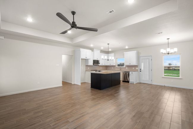 232 Yawney Dr, House other with 3 bedrooms, 2 bathrooms and null parking in Lipan TX | Image 5