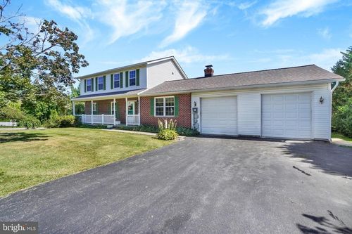 187 E Scarborough Fare, STEWARTSTOWN, PA, 17363 | Card Image