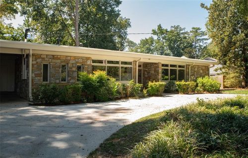 627 Old Ivy Rd Ne, Atlanta, GA, 30342-4319 | Card Image