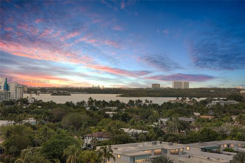 11m-9801 Collins Ave, Bal Harbour, FL, 33154-1815 | Card Image