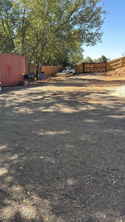 7056 Cherokee Trl, Weatherford, TX, 76087-9116 | Card Image