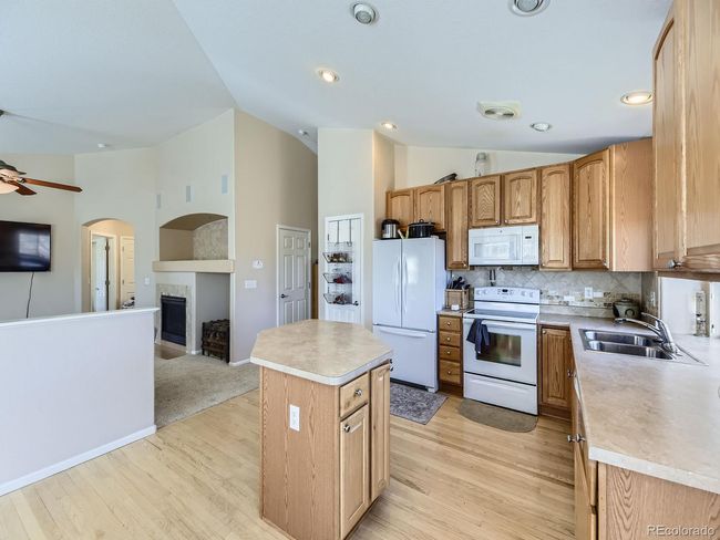 11 Kitchen-2.jpg | Image 11