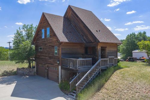 2233 Lincoln Ave, Hot Springs, SD, 57747-1844 | Card Image