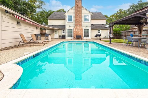 1807 Saddlecreek Dr, Houston, TX, 77090-2036 | Card Image