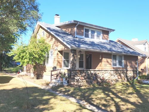 2104 Elim Ave, Zion, IL, 60099-2381 | Card Image