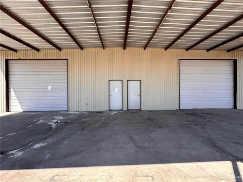 1717 N La Homa Rd, Palmview, TX, 78574-1111 | Card Image