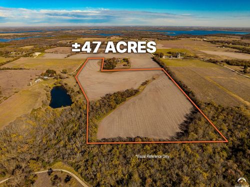 627 N 900th Rd, Lawrence, KS, 66047-9591 | Card Image