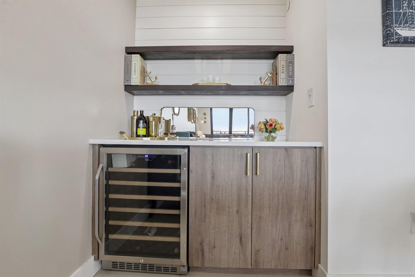 Residential Lease in Highland Beach 5