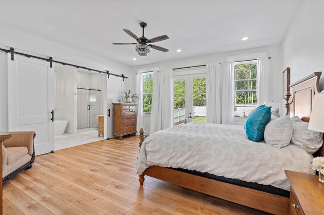 Spacious primary suite | Image 19