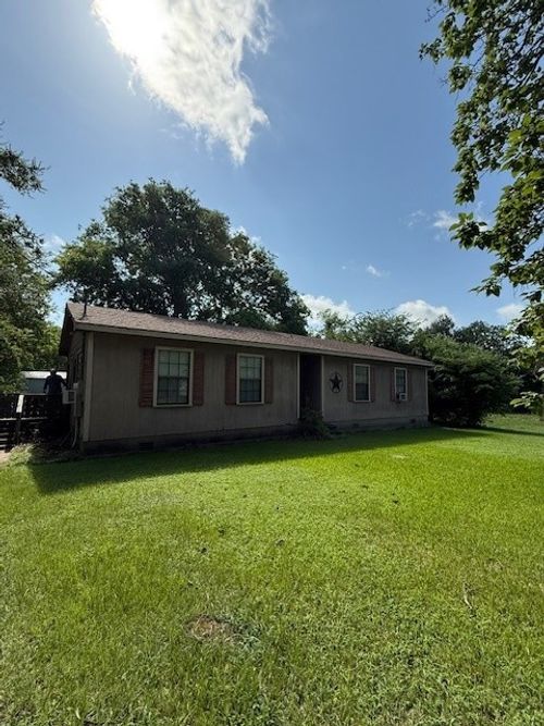495 E Moore St, Detroit, TX, 75436-1728 | Card Image