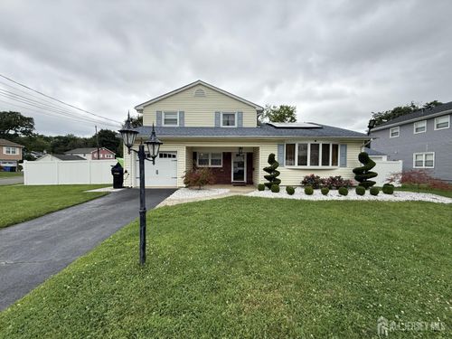2 Elaine Ct, Old Bridge, NJ, 08857-1311 | Card Image