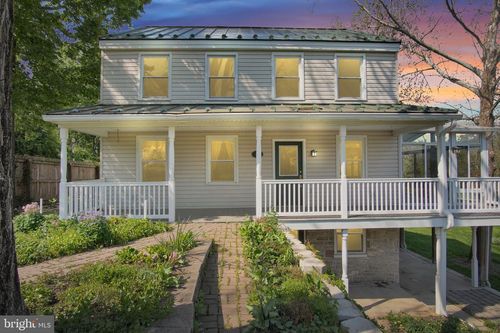844 Opossum Lake Rd, CARLISLE, PA, 17015-8976 | Card Image