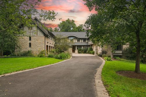 24 Hidden Brook Dr, North Barrington, IL, 60010-6914 | Card Image