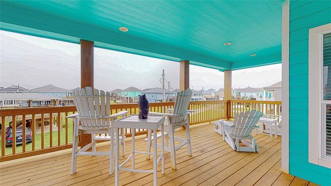Large outdoor space for all of your entertaining needs. | Image 10